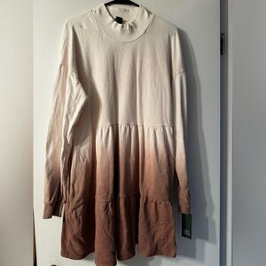 Long sleeve ombré dress with pockets!